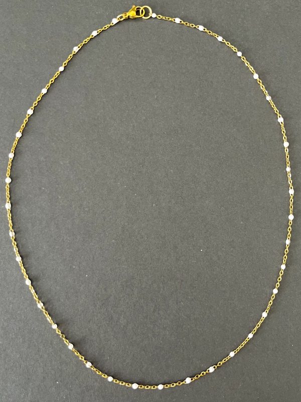 Colar Contas Brancas