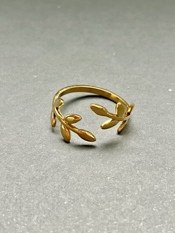 Anel Folhas Douradas